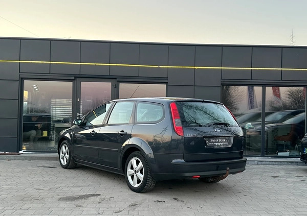 Ford Focus cena 9900 przebieg: 255000, rok produkcji 2007 z Gniezno małe 301